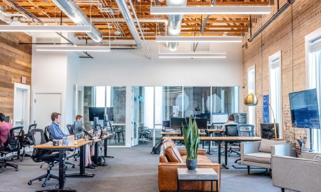 Advantages of a Business Center in Hotel Lobbies